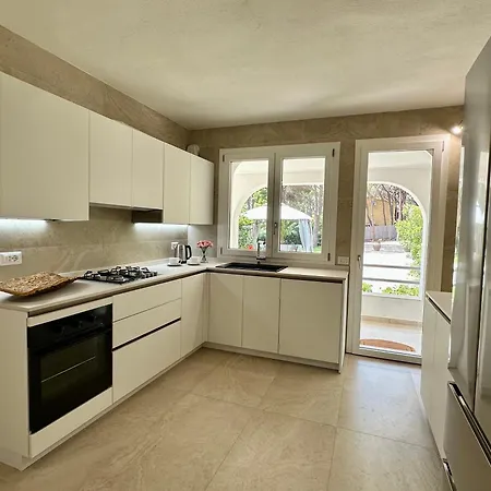 Villa Beachfront Marina Santa Margherita di Pula