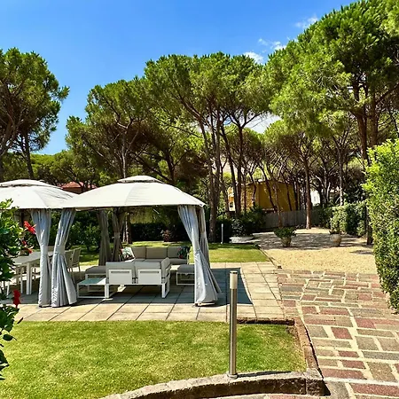 Villa Beachfront Marina Santa Margherita di Pula